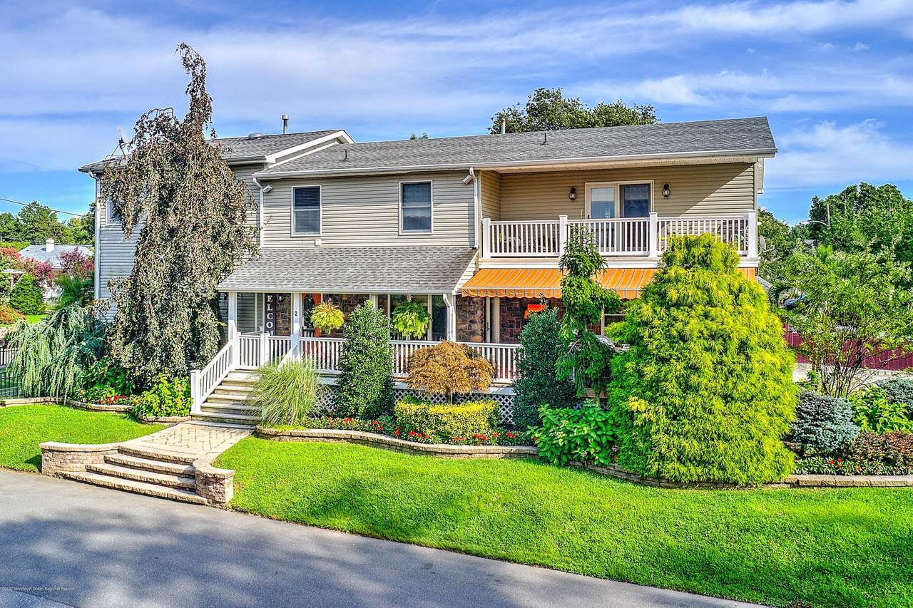 2 Laurel Street - Photo 1