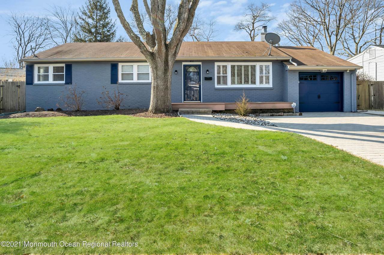 802 Donna Drive - Photo 1