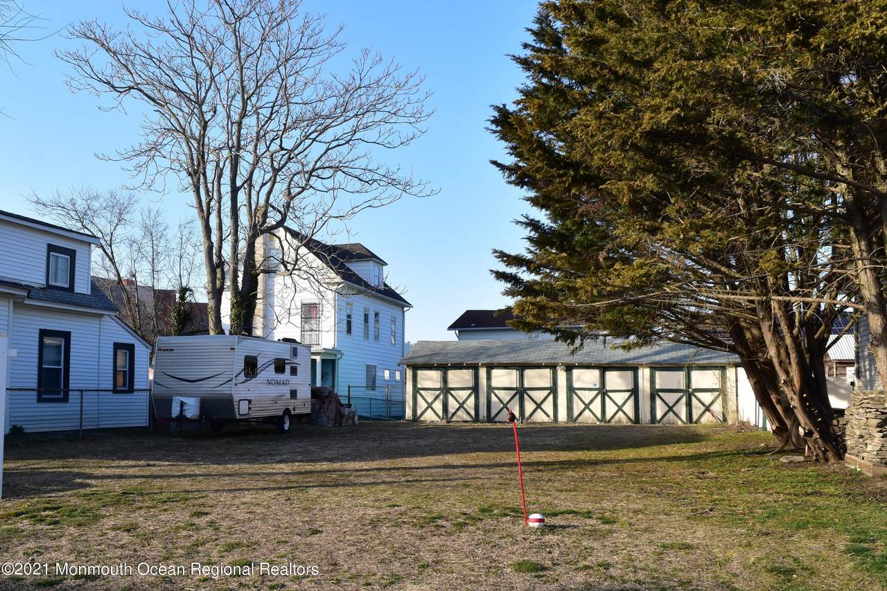 208 1/2 Newark Avenue - Photo 1