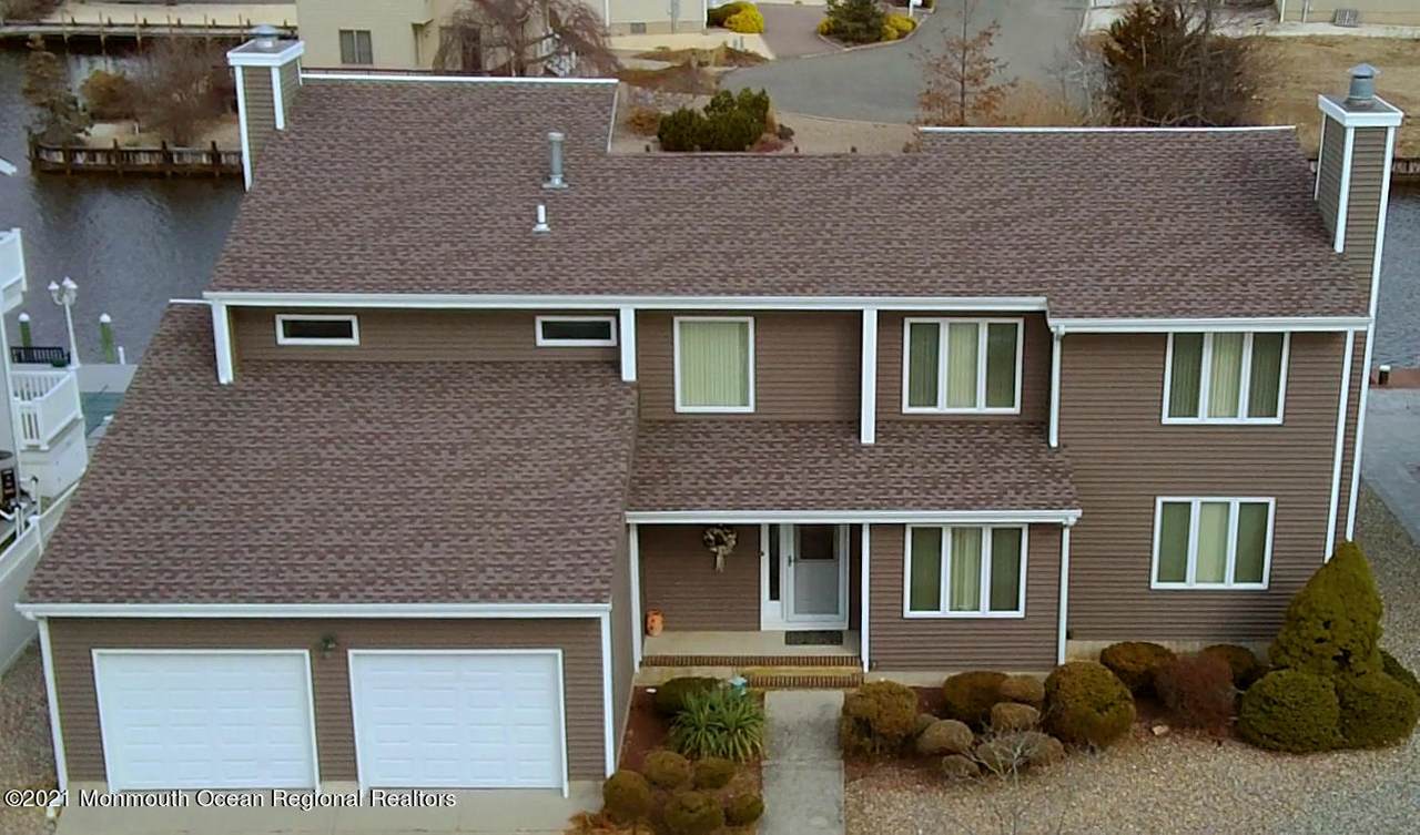 727 Fairview Lane - Photo 1