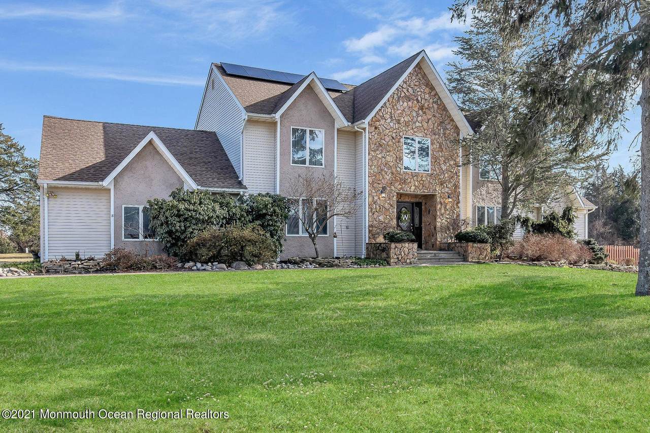 4 Warren Court - Photo 1