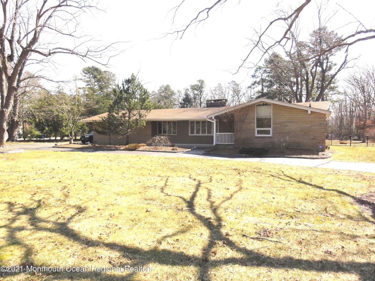 232 Edgemere Drive - Photo 1
