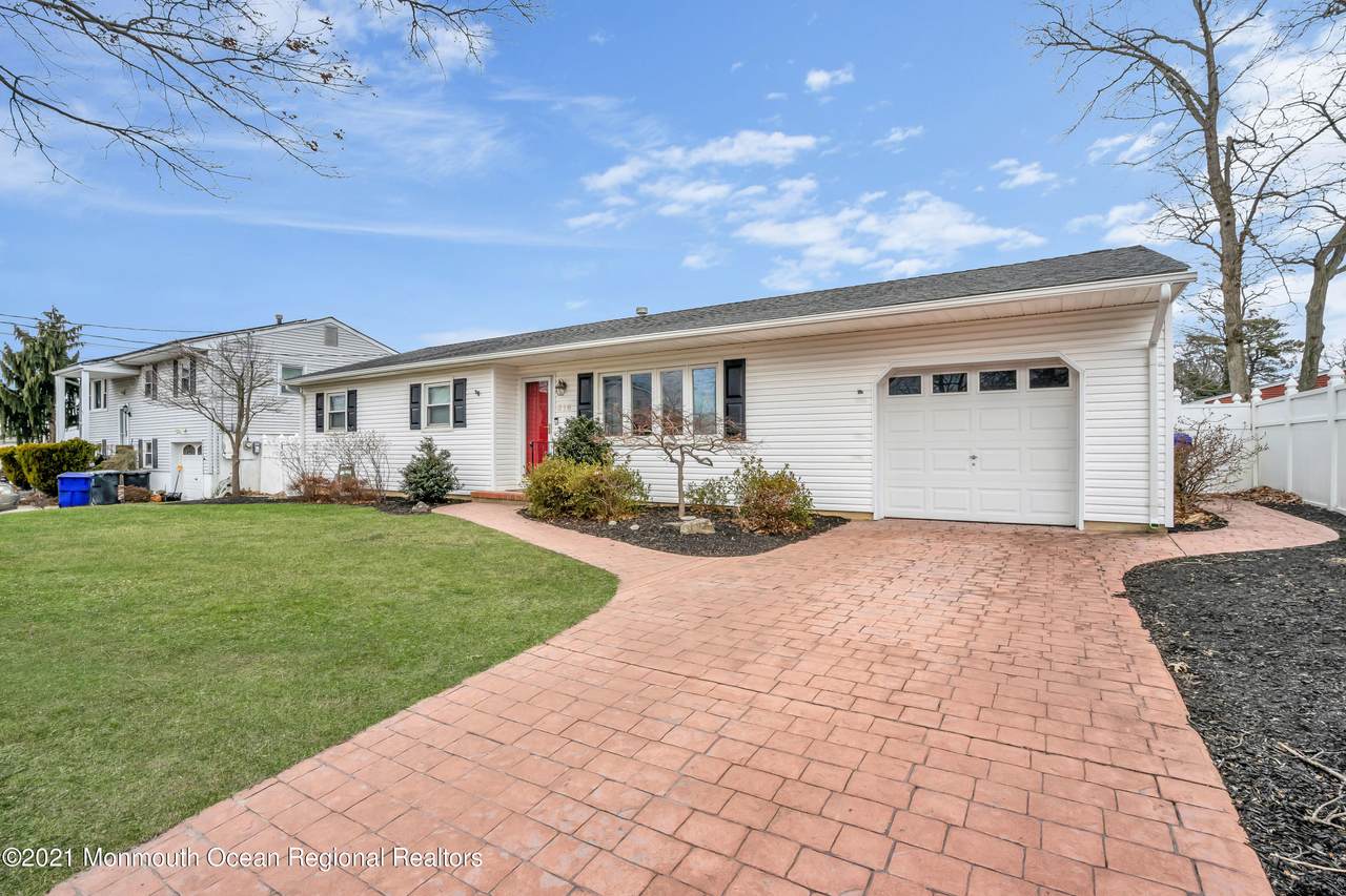 316 Madison Court - Photo 1