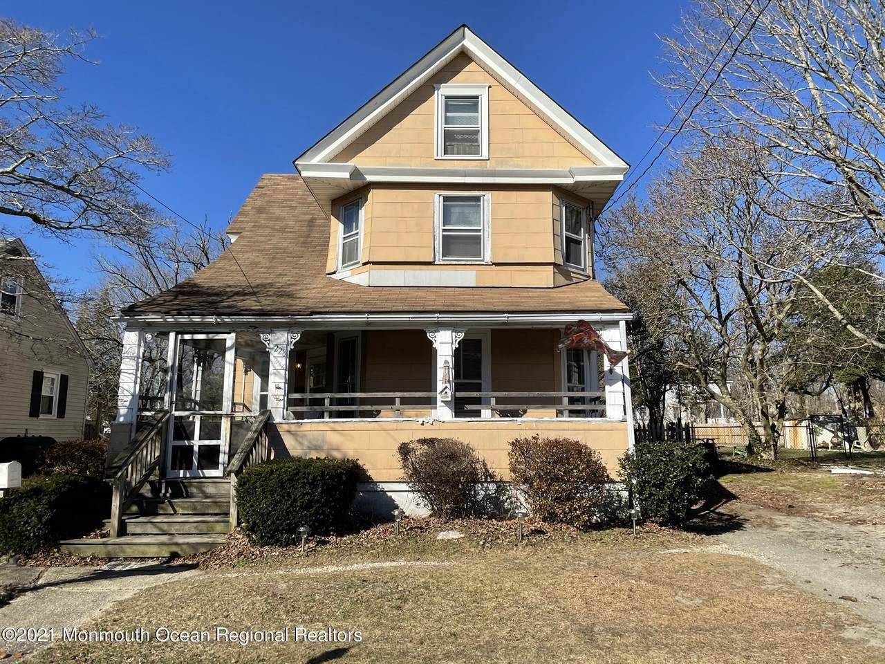 228 Green Street - Photo 1