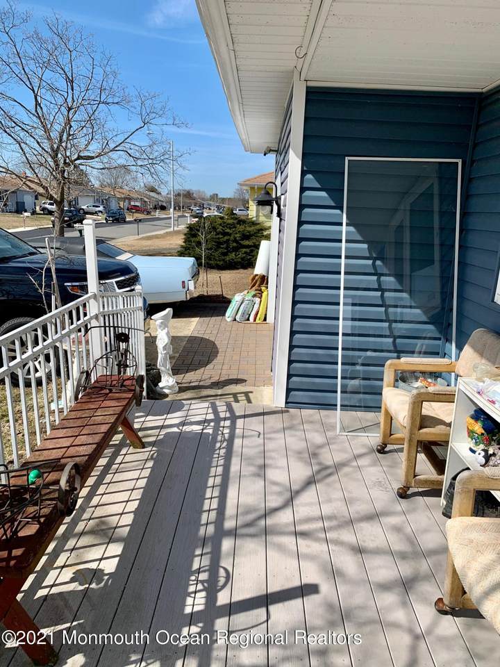 46 Bonaire Drive - Photo 1