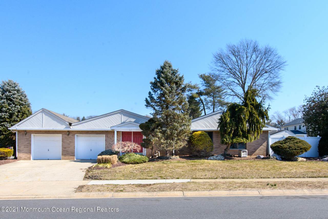 32 Overlea Lane - Photo 1