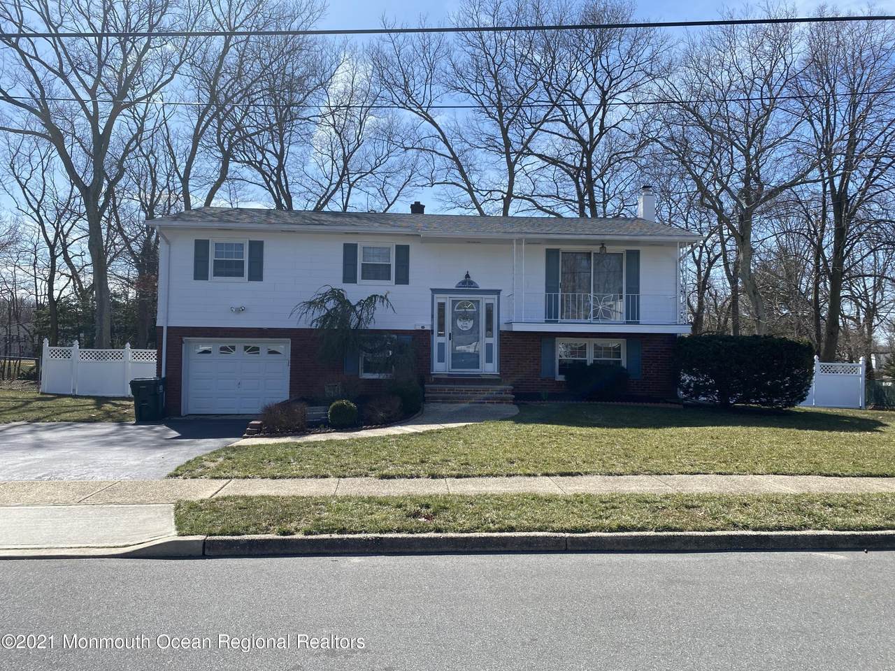 8 Laurel Court - Photo 1