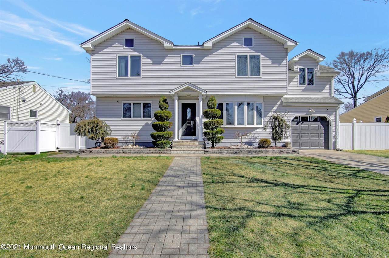 25 Linda Place - Photo 1