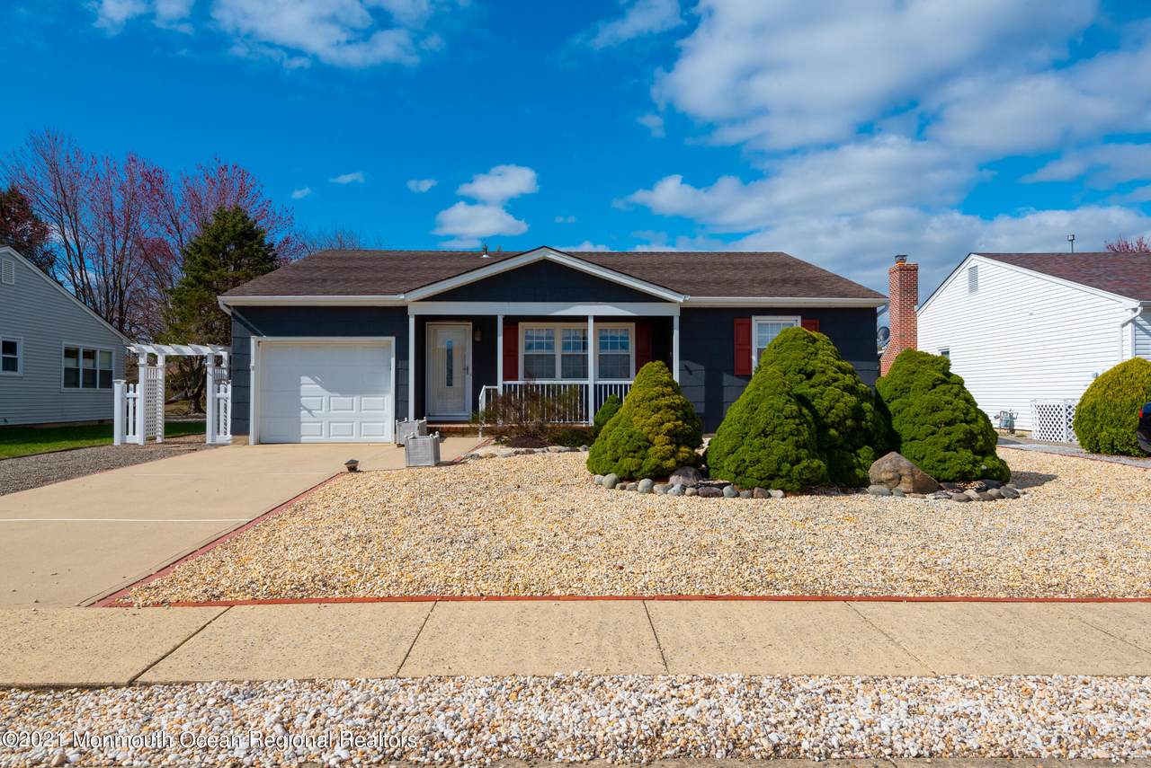 91 Carlisle Road - Photo 1