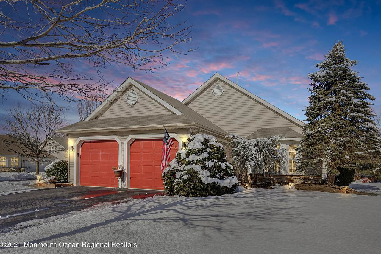 15 Pine Valley Road - Photo 1