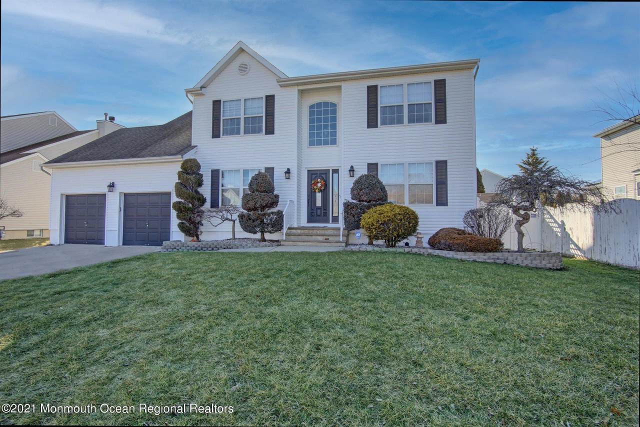 12 Jefferson Drive - Photo 1