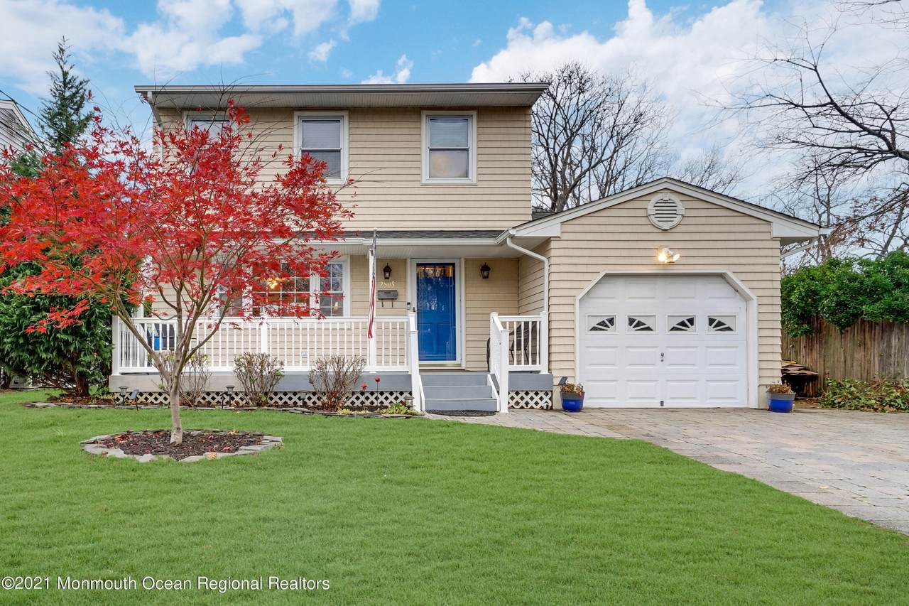2505 Cedar Street - Photo 1