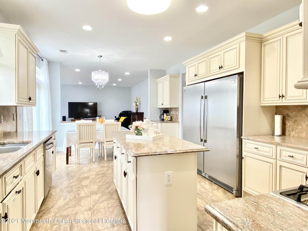 46 Samantha Drive - Photo 1