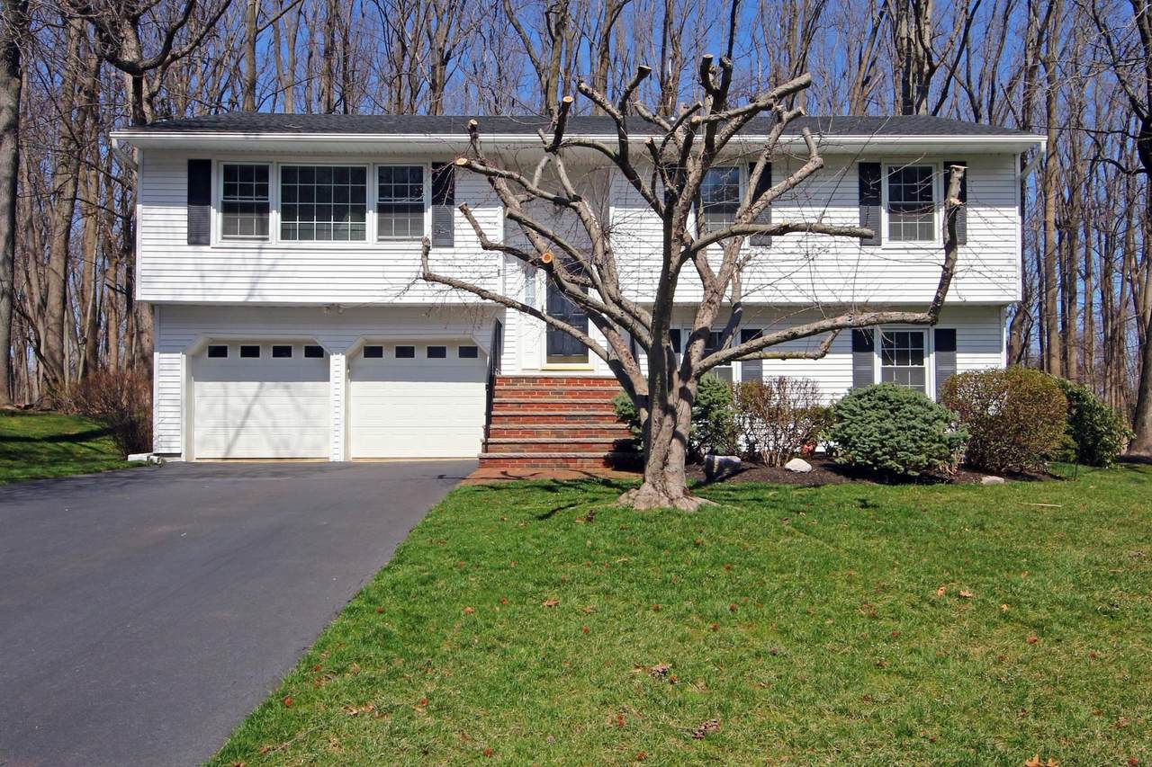 12 Heath Parkway - Photo 1