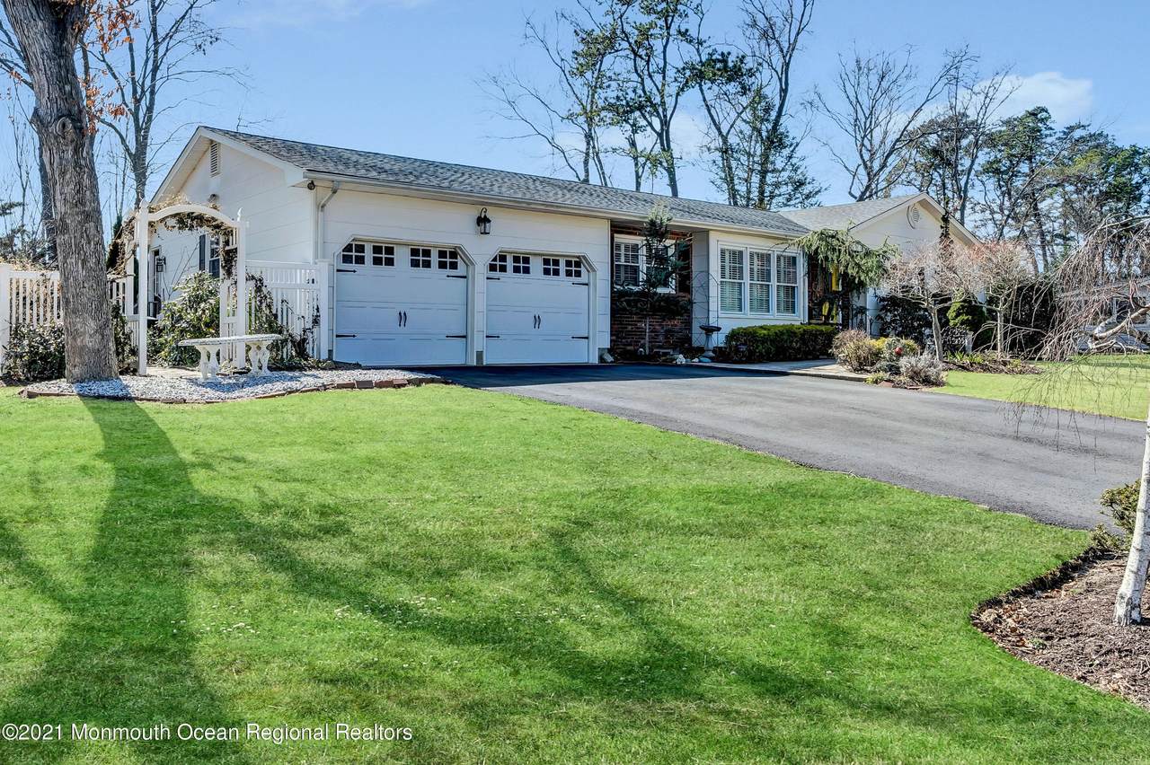 725 Millbrook Road - Photo 1
