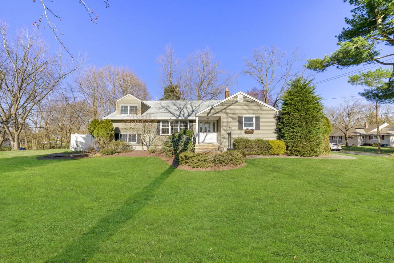 32 Chestnut Ridge Road - Photo 1