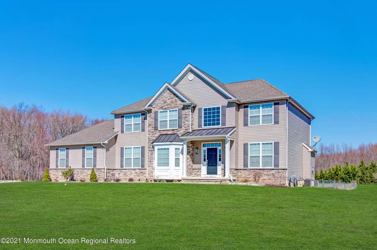 331 Gordon Road - Photo 1