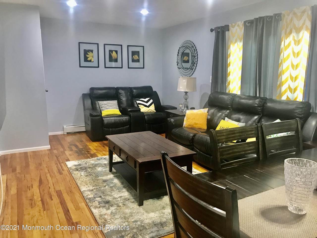 400 Cranbury Road - Photo 1