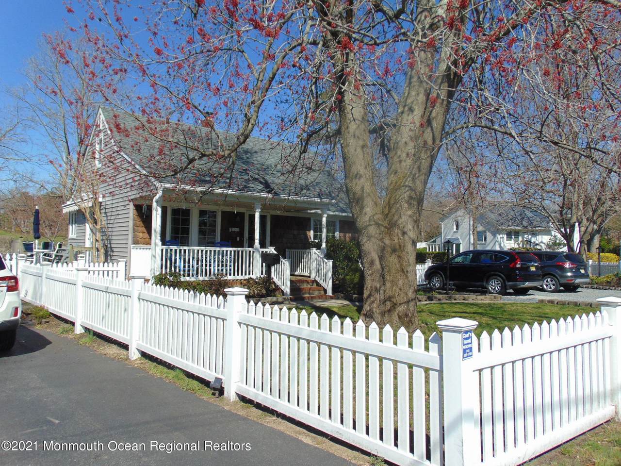 26 Point O Woods Drive - Photo 1