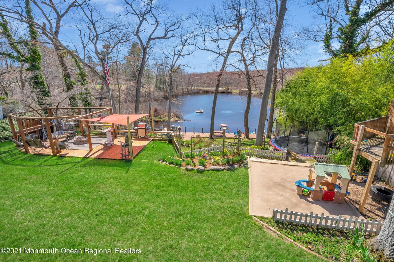 21 Lakeside Avenue - Photo 1