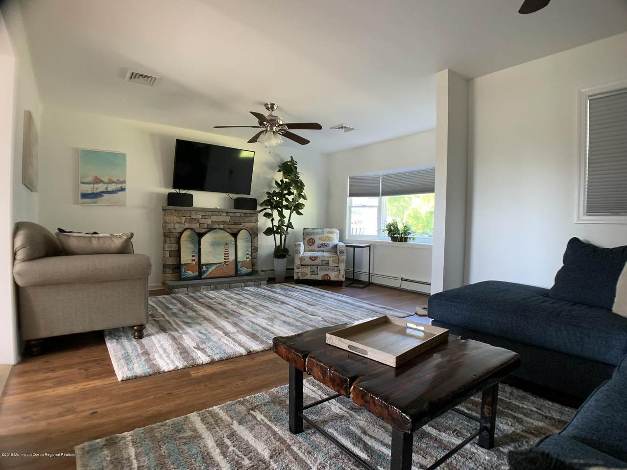 1716 Vine Street - Photo 1
