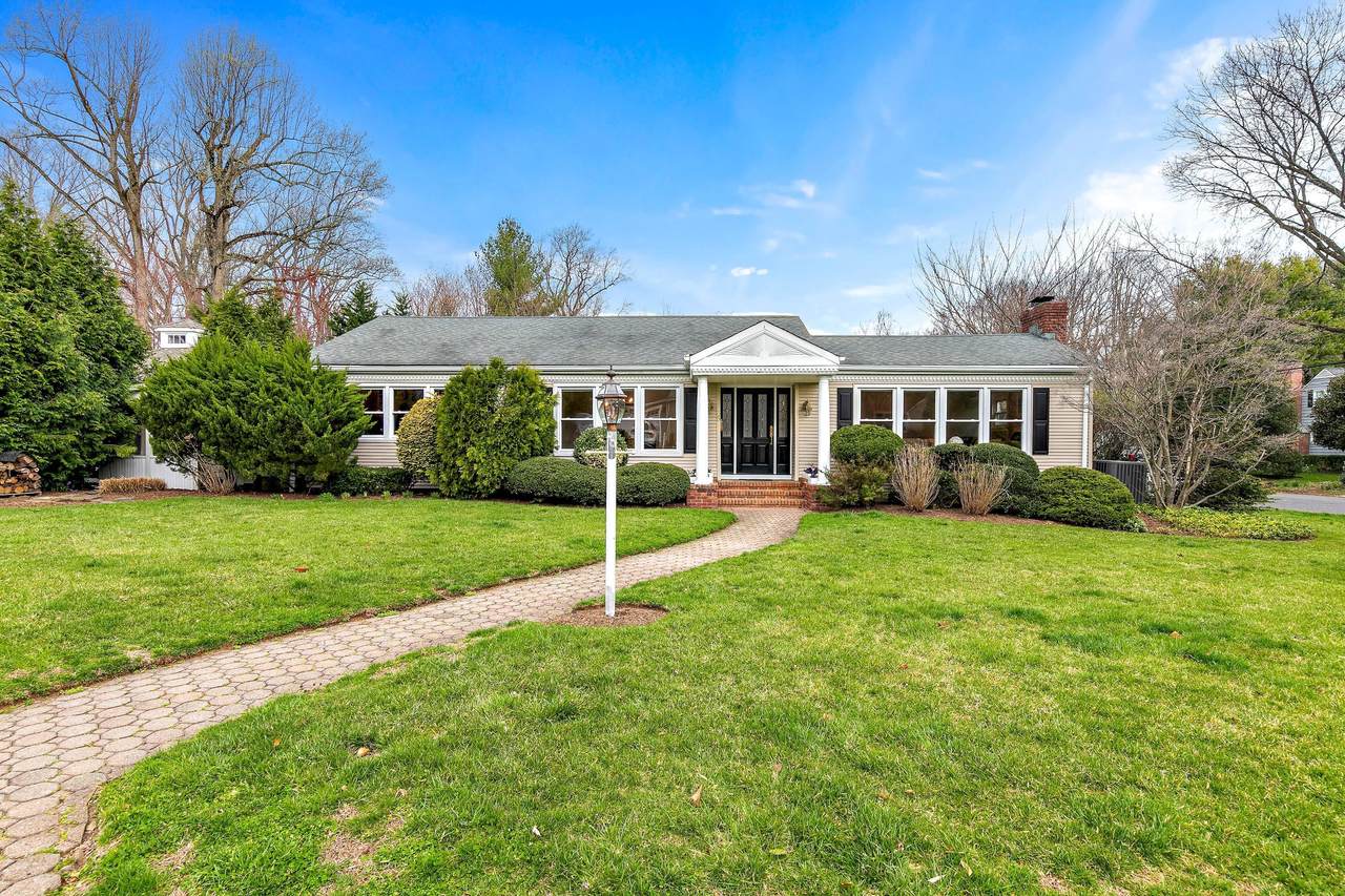 35 Hillside Place - Photo 1