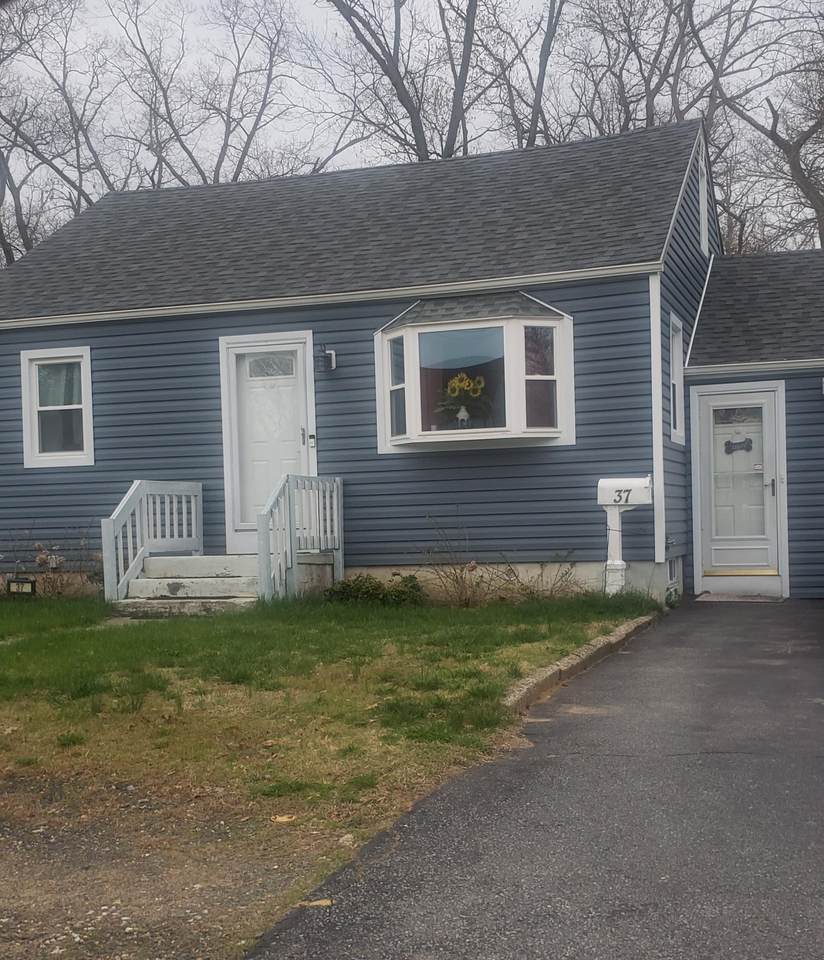 37 James Avenue - Photo 1