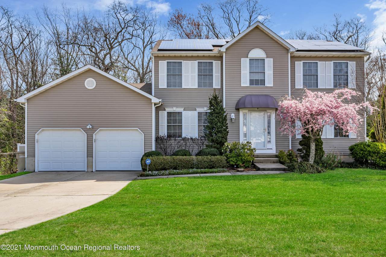 9 Holly Place - Photo 1