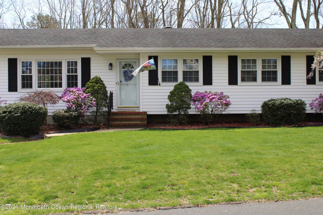 330 Montana Drive - Photo 1