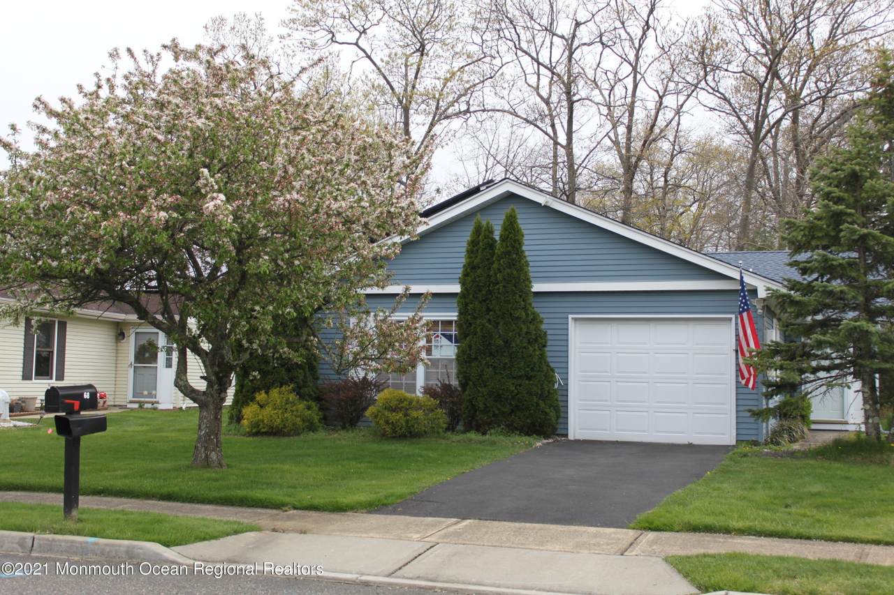 68 Everest Drive - Photo 1