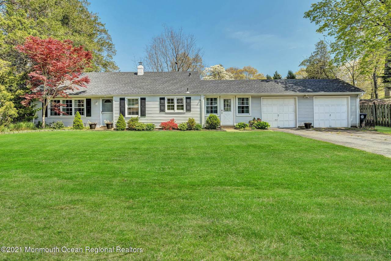 2574 Algonkin Trail - Photo 1