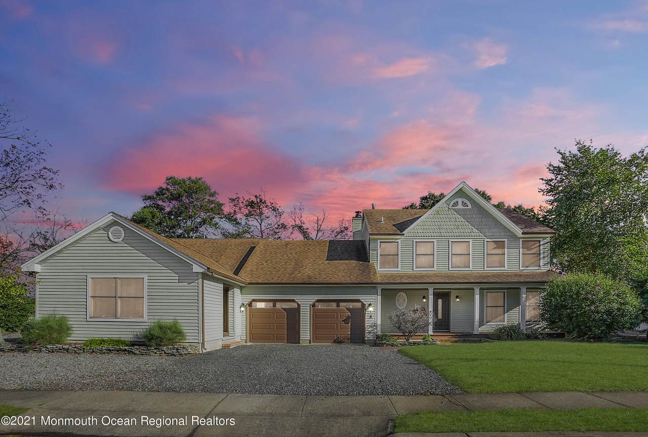 3 Wyndham Drive - Photo 1