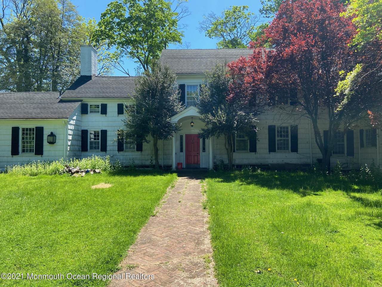 911 Middletown Lincroft Road - Photo 1