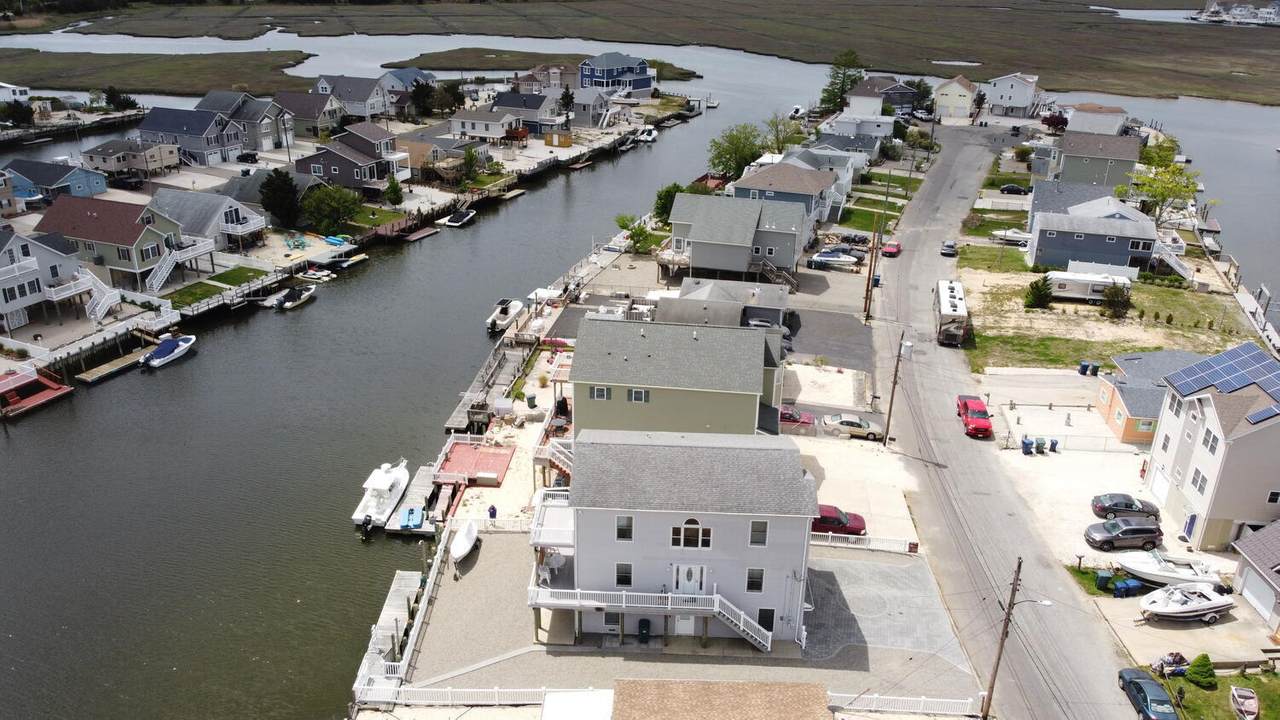123 Forecastle Drive - Photo 1