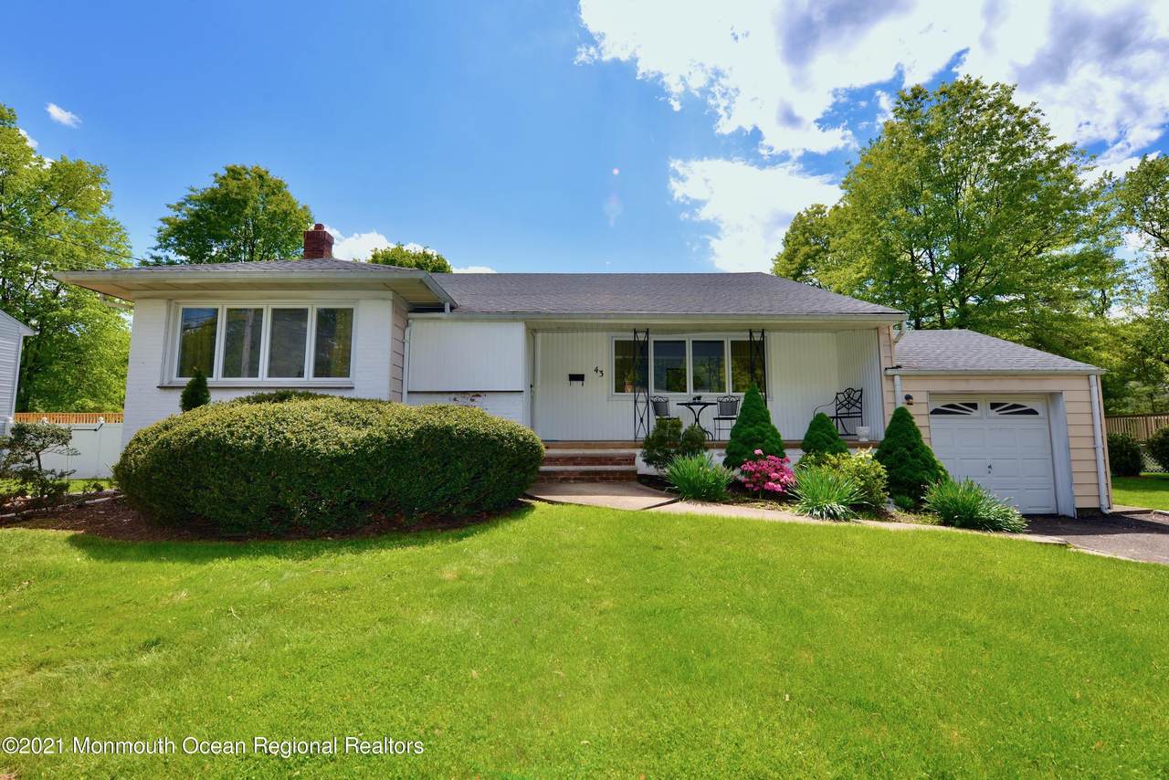 43 Briar Hills Circle - Photo 1
