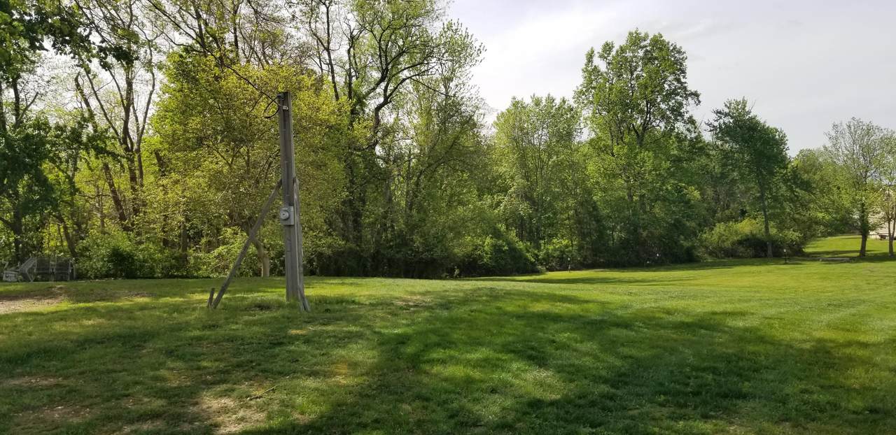 37 Symmes Road - Photo 1