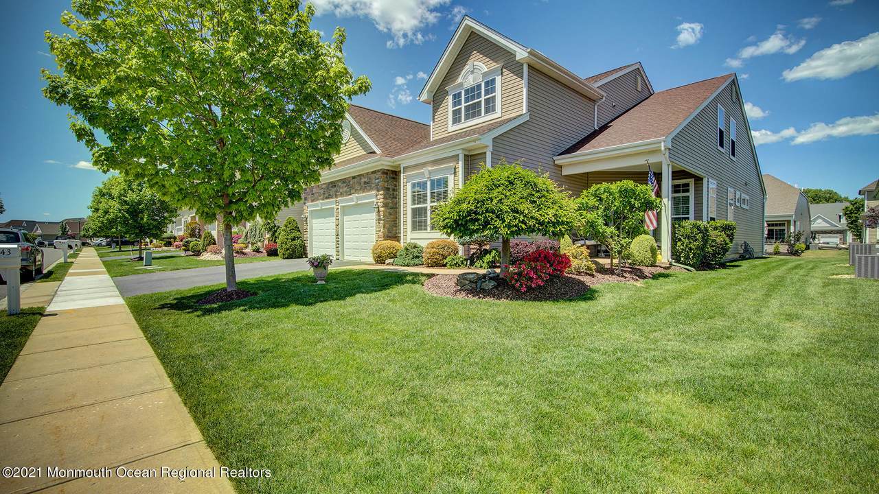 43 Ravenslake Road - Photo 1