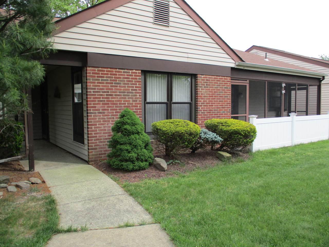 626a Stamford Court - Photo 1