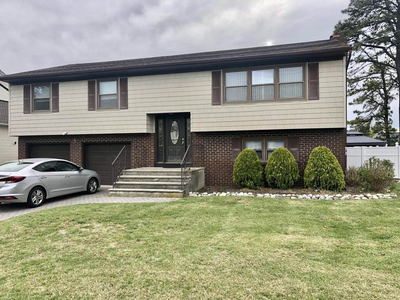 4 Oak Crest Drive - Photo 1
