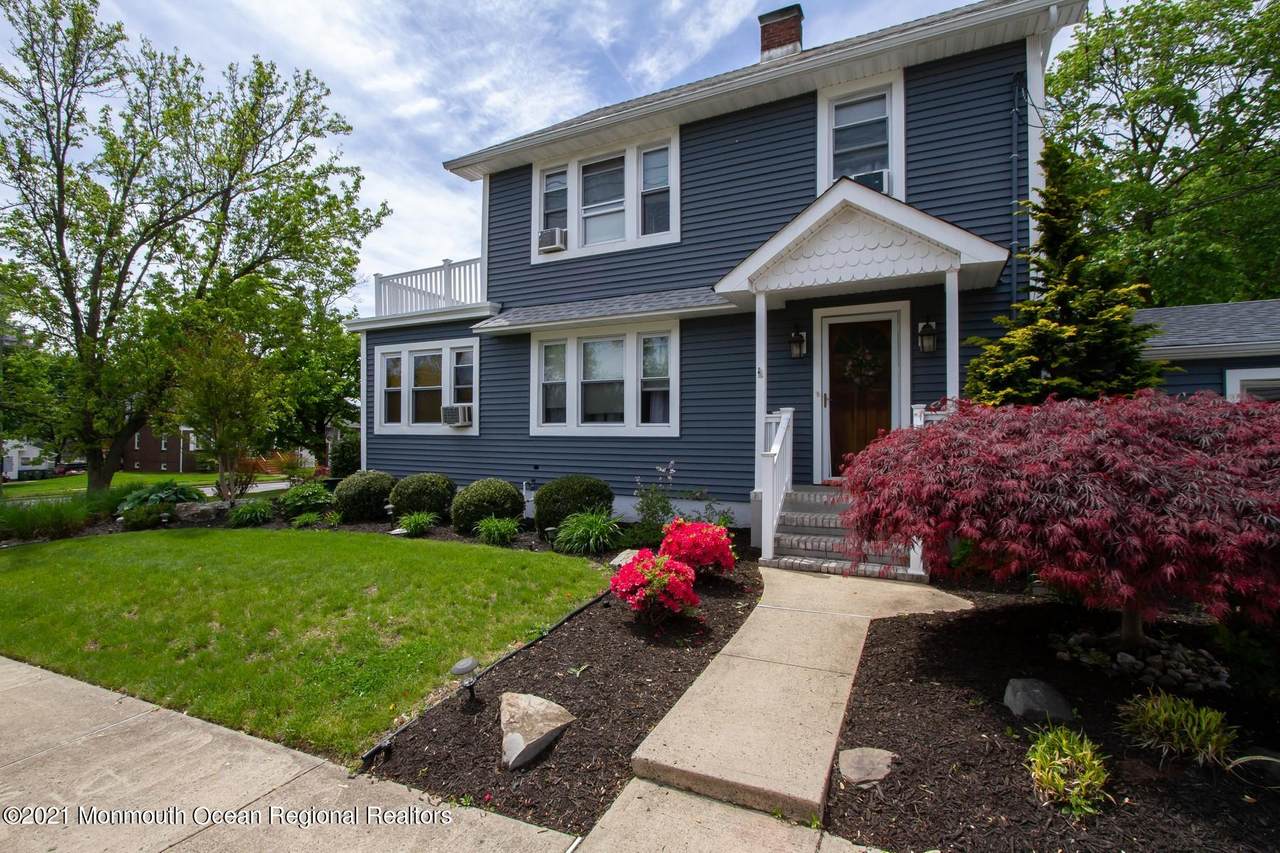 822 Amboy Avenue - Photo 1
