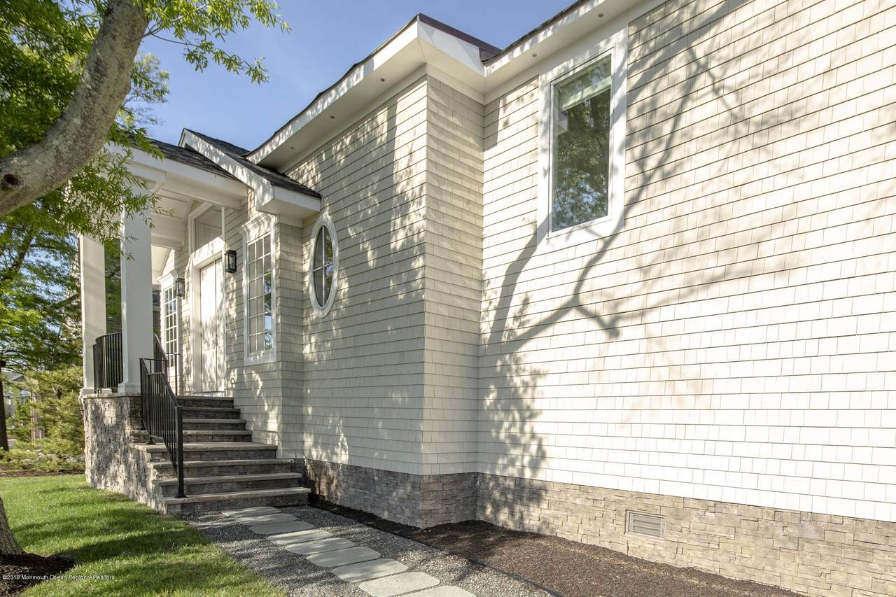 17 Warren Street - Photo 1