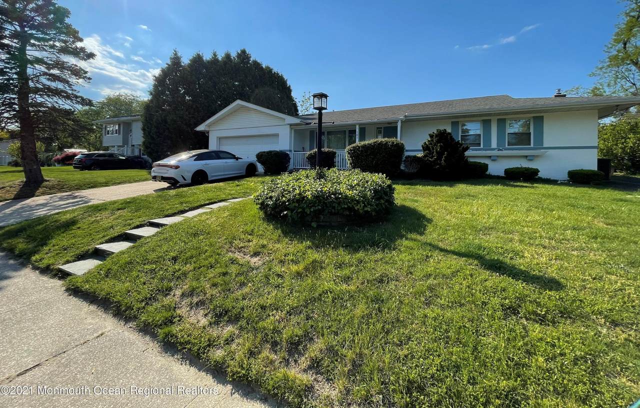 101 Moss Place - Photo 1