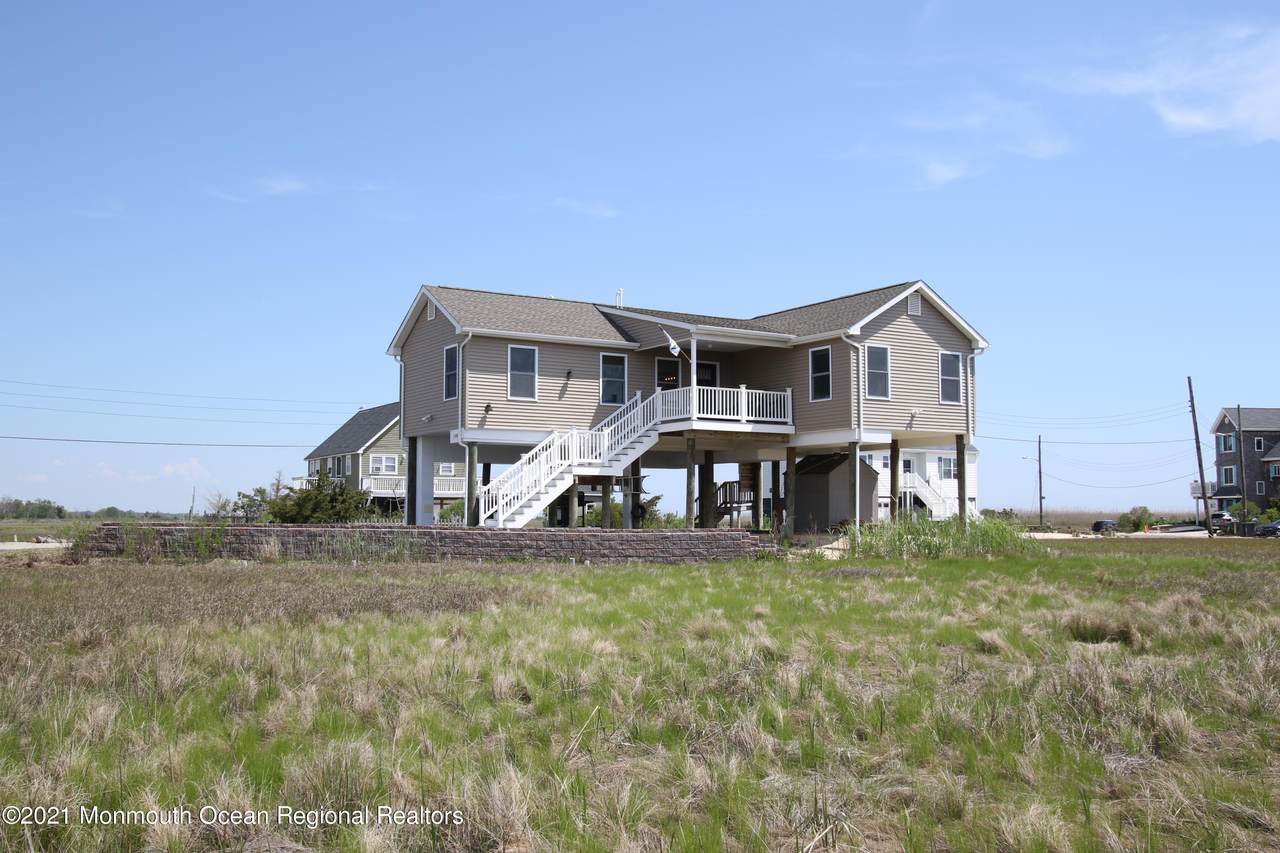 1168 Mallard Drive - Photo 1