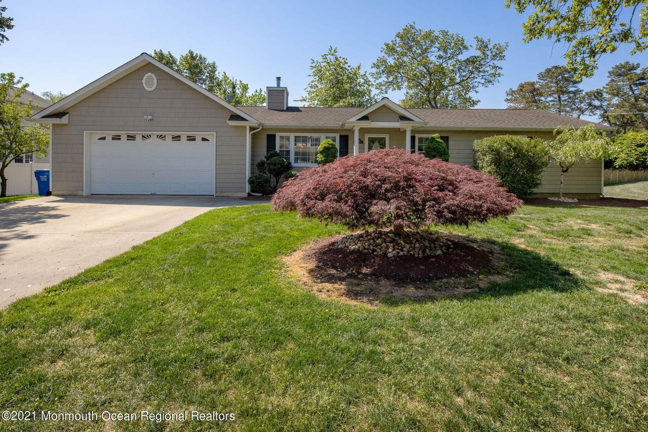 1032 7th Avenue - Photo 1
