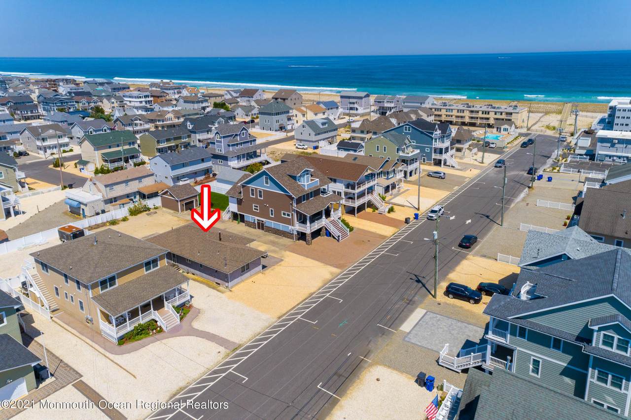 20 2nd Avenue - Photo 1