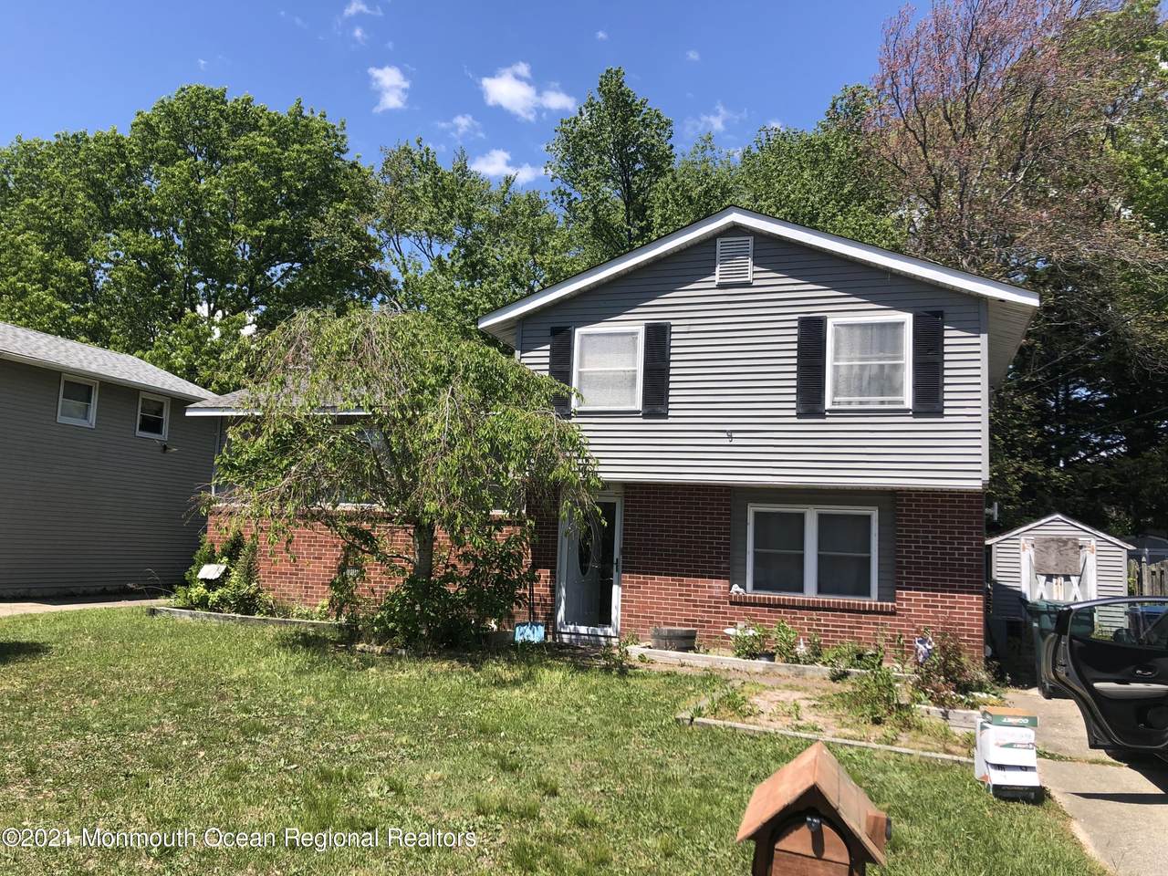 324 Twin Lakes Boulevard - Photo 1