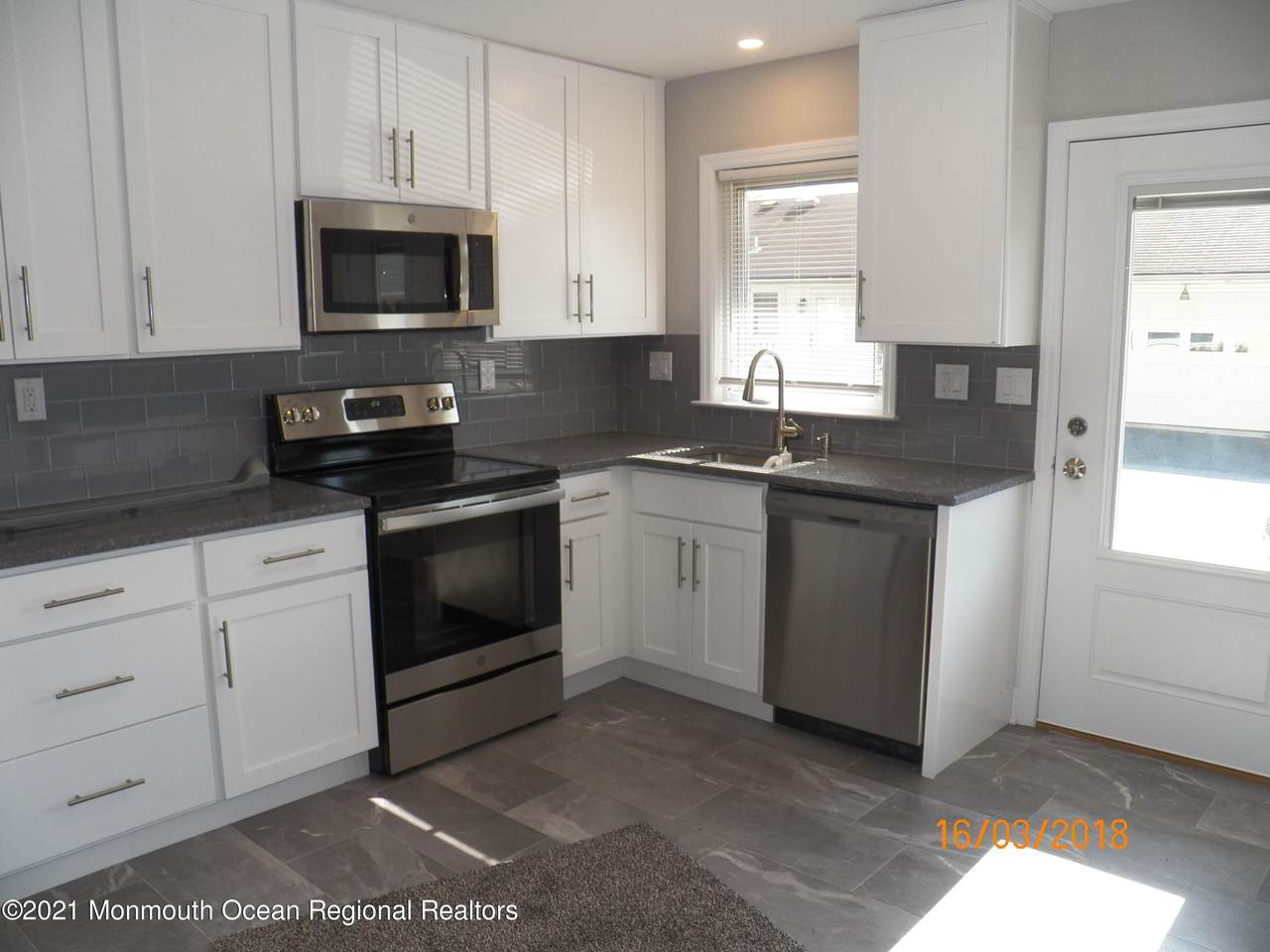 223C Buckingham Court - Photo 1