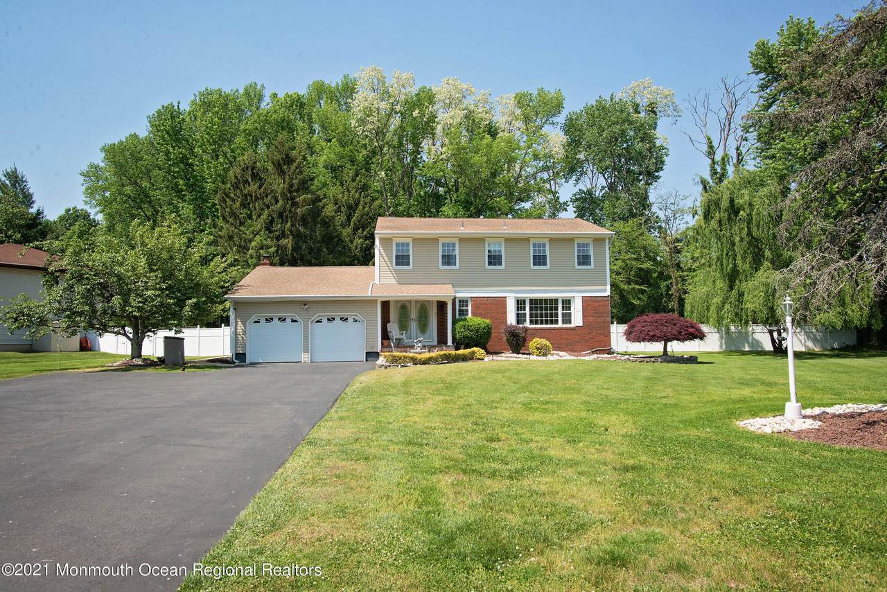 25 Sandybrook Road - Photo 1