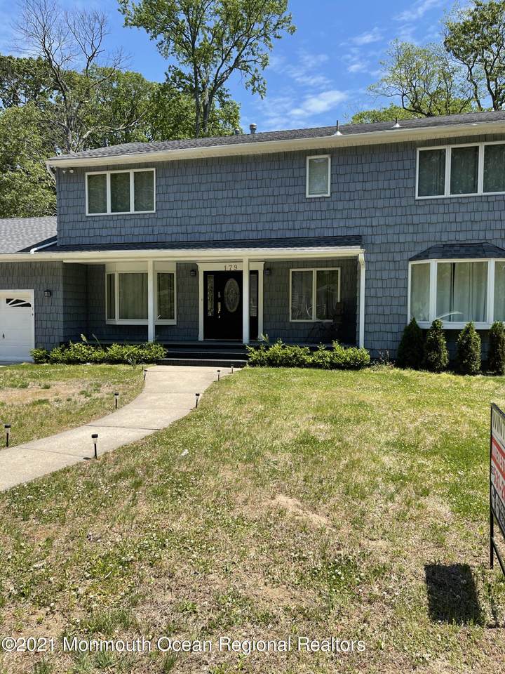 179 Delaware Avenue - Photo 1
