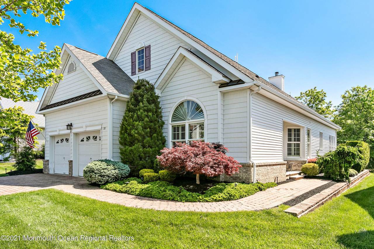 18 Redwood Drive - Photo 1